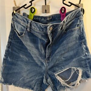 AE High waisted stretch shorts